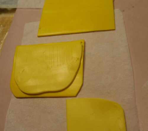 Mokume Gane aus Polymerclay Fimo in zartem Gelb