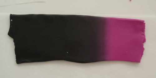 Farbverlauf schwarz-magenta mit Blattmetall. Ganz und gar fantastisch! Anleitung von Tumana