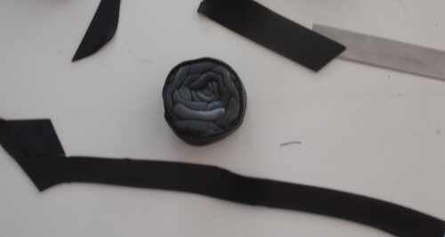 Zarte Fimocane: schwarz-silberne Rosencane Schritt für Schritt Anleitung von Tumana