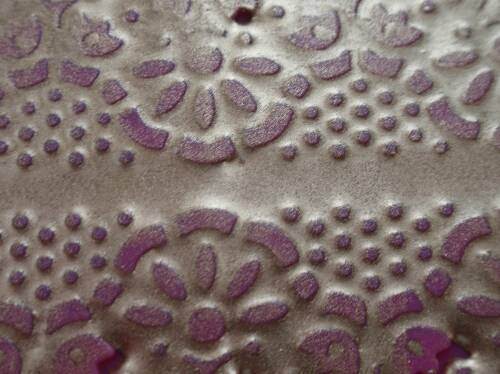 Fimo Liquid Fimoanleitung: FimoLiquid einfärben und in einer Lace-Form aus Silikon für Schokolade backen